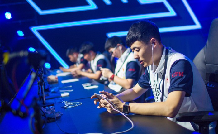 曾通过类似 曾通过类似