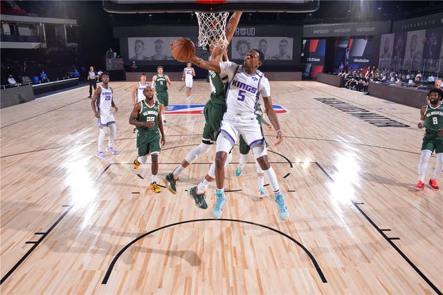 在与对手的 在与对手的