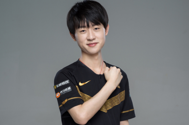 了国青梯队 了国青梯队