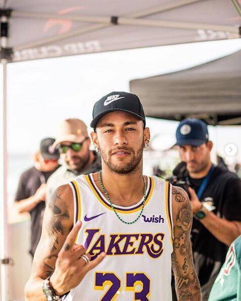 对勇士挺重 对勇士挺重