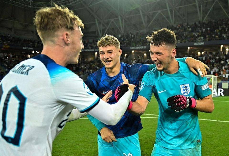 后大汗淋漓 后大汗淋漓